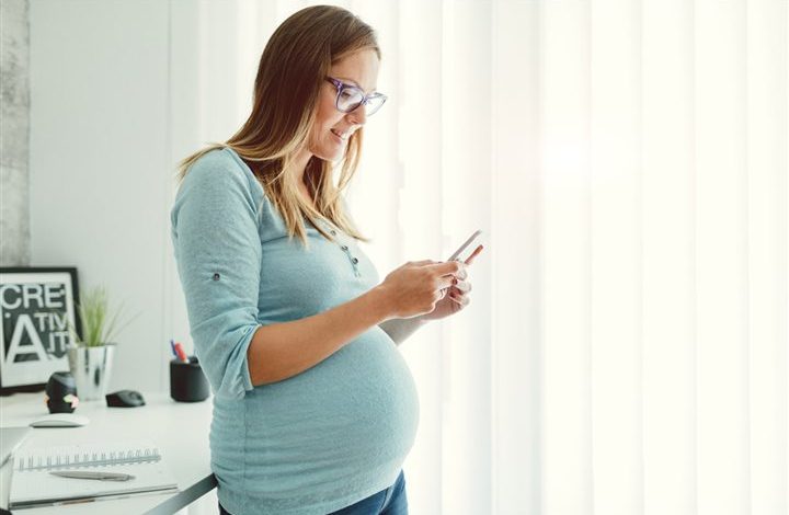 millennial mom